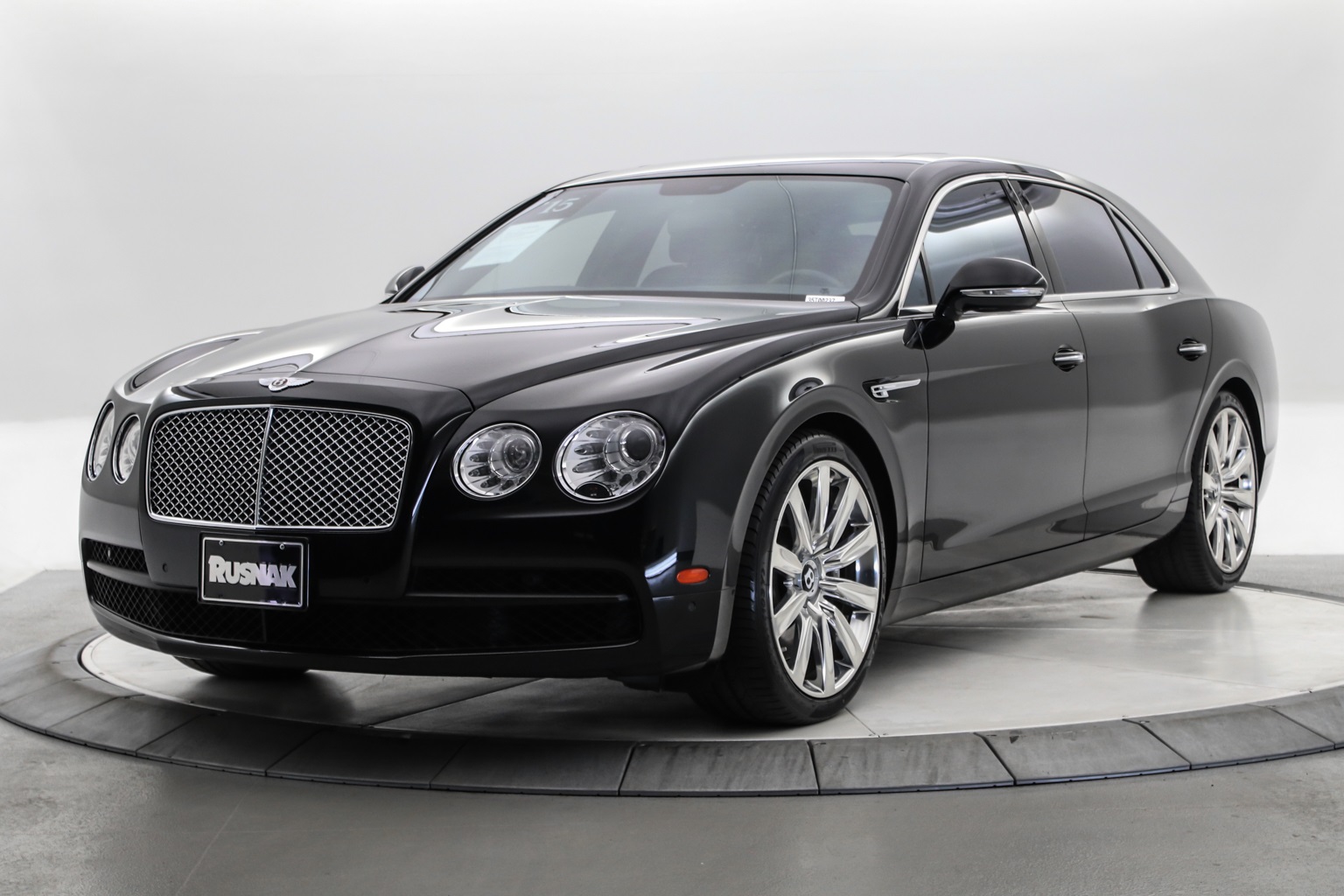 Bentley flying spur v8